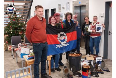 Ostfriesgruppe mit Neujahrkucheneisen