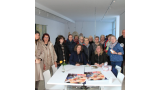 Die Gruppe von Helfern der Veranstaltung