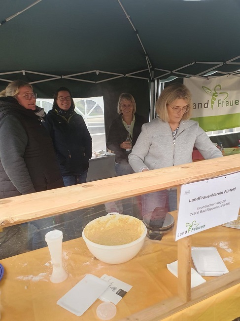 Die Landfrauen Bad Rappenau an ihrem Messestand